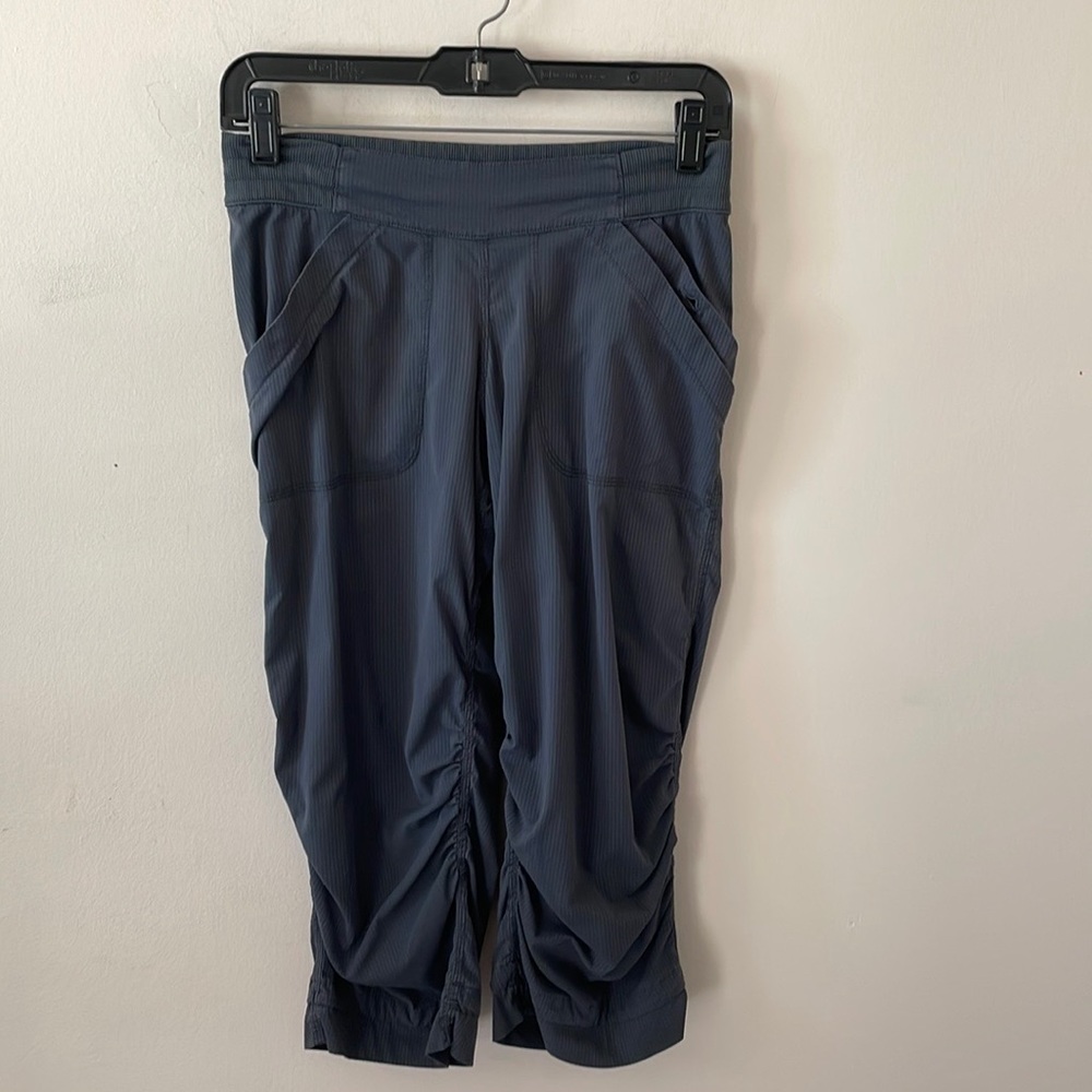 Lululemon Charcoal Cargo Crop Pants- Size 4